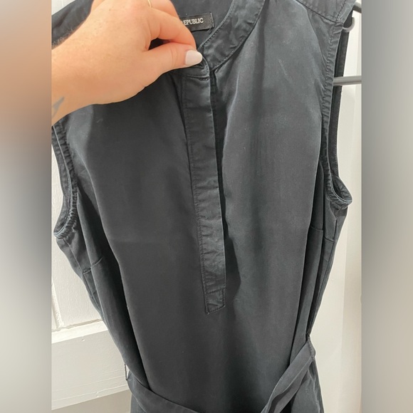 Banana Republic black sleeves dress size 00 petite - Picture 4 of 9